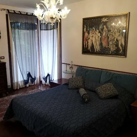 La Casa Sull'albero メストレ