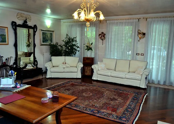 La Casa Sull'albero 3*